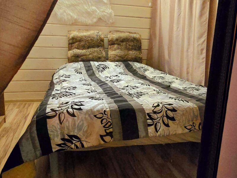 ДОМ С ТЕРРАСОЙ (90/50м2) с видом на озеро
