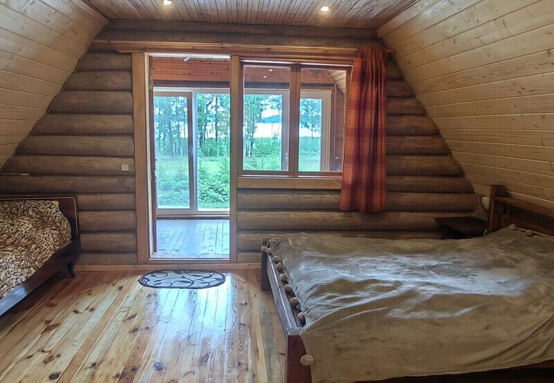 Дом на семью у озера Струсто