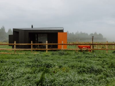 Панорамные мини-дома на ферме Nomad Houses