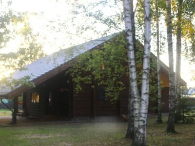 Уютный дом в живописном месте