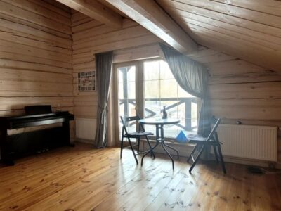 Уютный дом в живописном месте