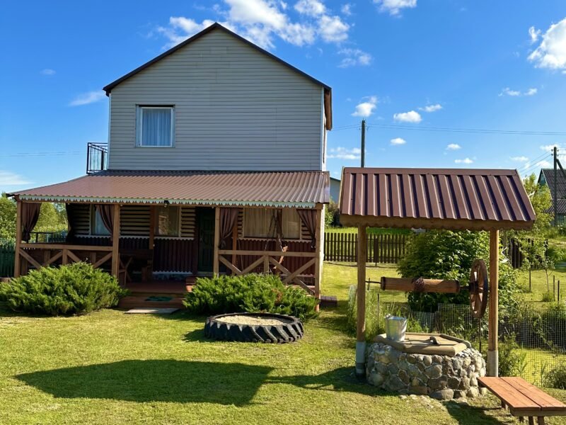 Домик около озера Струсто