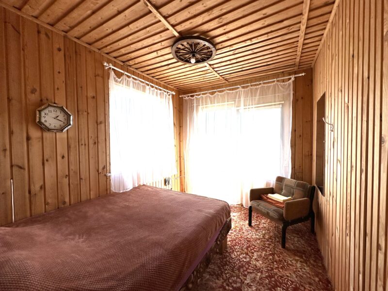 Домик около озера Струсто