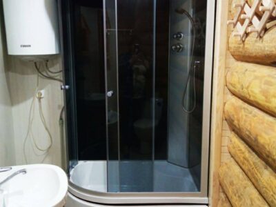 Агроусадьба на берегу озера для большой компании