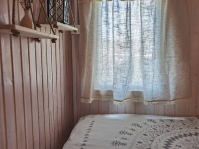 Домик на берегу реки Нарочанка